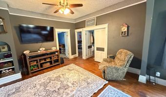 465 N Walnut St, Ainsworth, NE 69210
