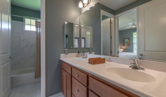 11 Olina St, Kahului, HI 96732