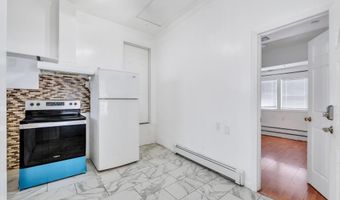 3 Dubois Ave, Amityville, NY 11701