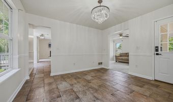 18 ARDSLEY Cir, Dover, DE 19904