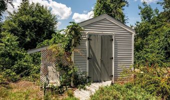 220 Chester Rd, Auburn, NH 03032