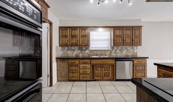 3108 N Glade Ave, Bethany, OK 73008