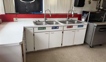 627 MAIN St, Bayard, NE 69334