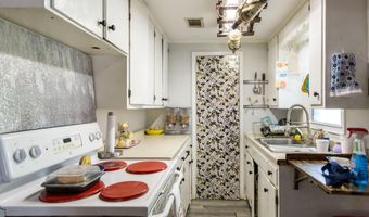 822 S Ware St, Alma, GA 31510