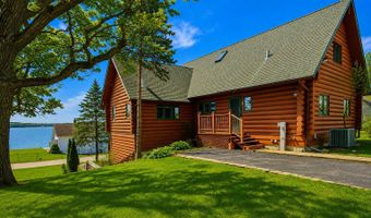 23278 W Lake Shore Dr, Antioch, IL 60002