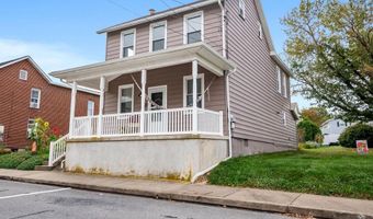 120 W 2ND St, Alburtis, PA 18011