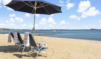 43 Shore Rd, Clinton, CT 06413