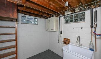 41 W Woodsdale Ave, Akron, OH 44301