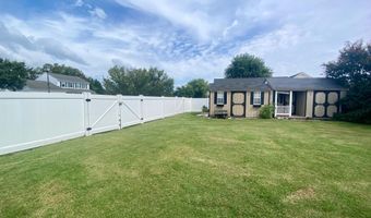 201 SHEFFIELD Dr, Dover, DE 19901