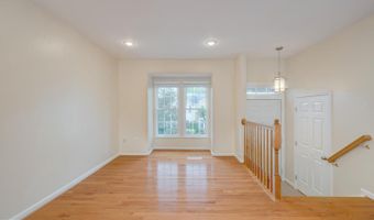 6537 PARISH GLEBE Ln, Alexandria, VA 22315