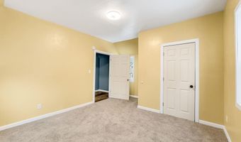 313 S Oak St, Albion, IN 46701