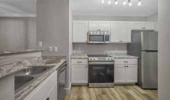 50 Pebble Beach Cv F111, Bluffton, SC 29910