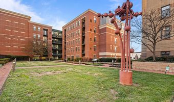 1111 ORONOCO St 326, Alexandria, VA 22314