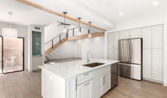 2085 N SUNSET Dr, Chandler, AZ 85225