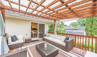 838 Jonathan Dr, Apple Valley, MN 55124