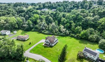 38 Greenridge Dr, Brookfield, CT 06804