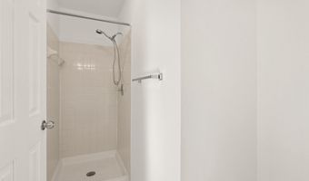 3733 ROXBURY Ln, Alexandria, VA 22309