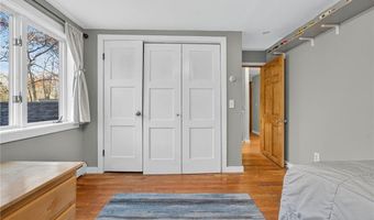 542 Main St, Hopkinton, RI 02833