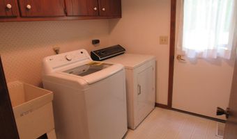 1350 E US HWY 20 Hwy, Angola, IN 46703