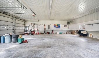 141 Peckham Rd, Little Compton, RI 02837