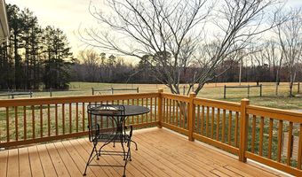 13521 Dykeland Rd, Amelia Court House, VA 23002