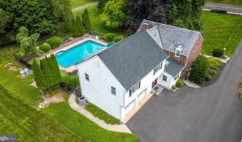 153 W BUTLER Ave, Chalfont, PA 18914