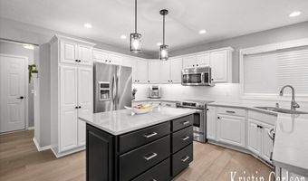 5644 Highbury Dr SE, Ada, MI 49301