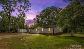 1382 32nd St, Conover, NC 28613
