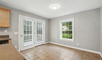 2134 S LOWELL St, Arlington, VA 22204