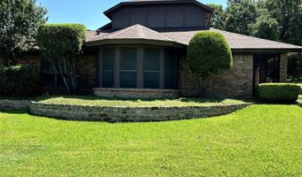 2735 NE Steamboat Cir, Arlington, TX 76006