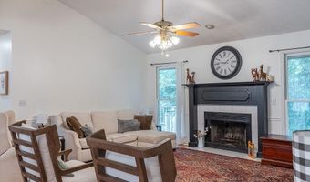 1377 E UNIVERSITY Dr, Auburn, AL 36830