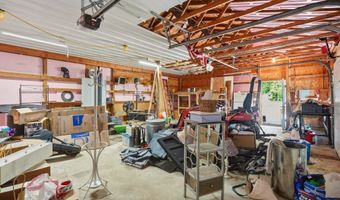 5230 Laubert Rd, Atwater, OH 44201