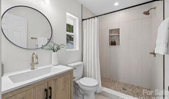 3826 Sudbury Rd, Charlotte, NC 28205
