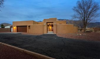 10711 MODESTO Ave NE, Albuquerque, NM 87122