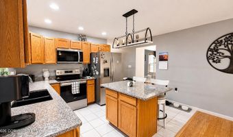 14 W Chickadee Ln, Albrightsville, PA 18210