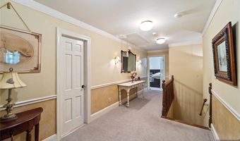 2 Canterbury Ct, Alpine, NJ 07620