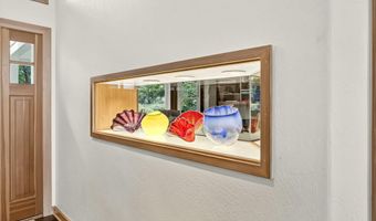 855 Reiten Dr, Ashland, OR 97520