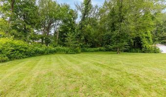 398 Central St, North Smithfield, RI 02896