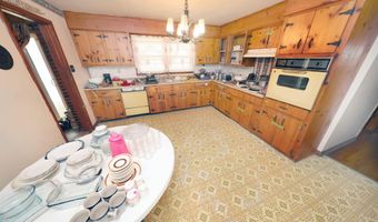 700 S MARSHALL St, Anniston, AL 36201