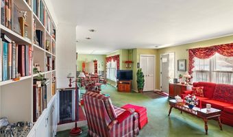6407 Hiram Ave, Ashtabula, OH 44004