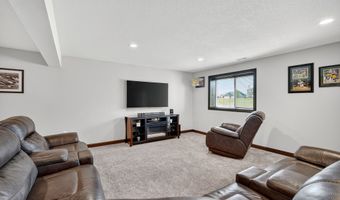 2624 4th Ave SW, Altoona, IA 50009