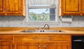5704 MONROE Hwy, Ball, LA 71405