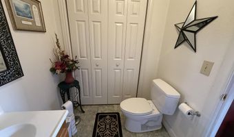 117 W Main St, Ash Grove, MO 65604