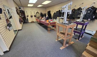 200 N Main St, Barre, VT 05641
