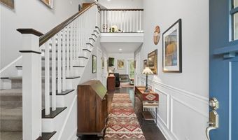 80 Conley Ave 6, Cranston, RI 02921