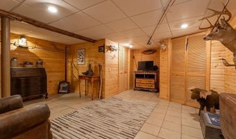 71 Vinton Ave, Cranston, RI 02920
