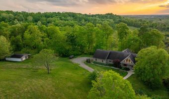 6300 Jonathan Ln, Albany, OH 45710