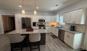 685 Josephine Dr, Batesville, AR 72501