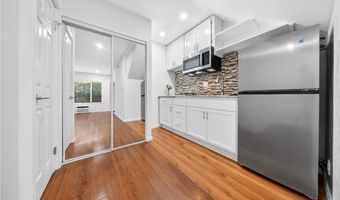 2015 Chariton, Los Angeles, CA 90034