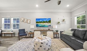 121 Grande View Dr, Biloxi, MS 39531